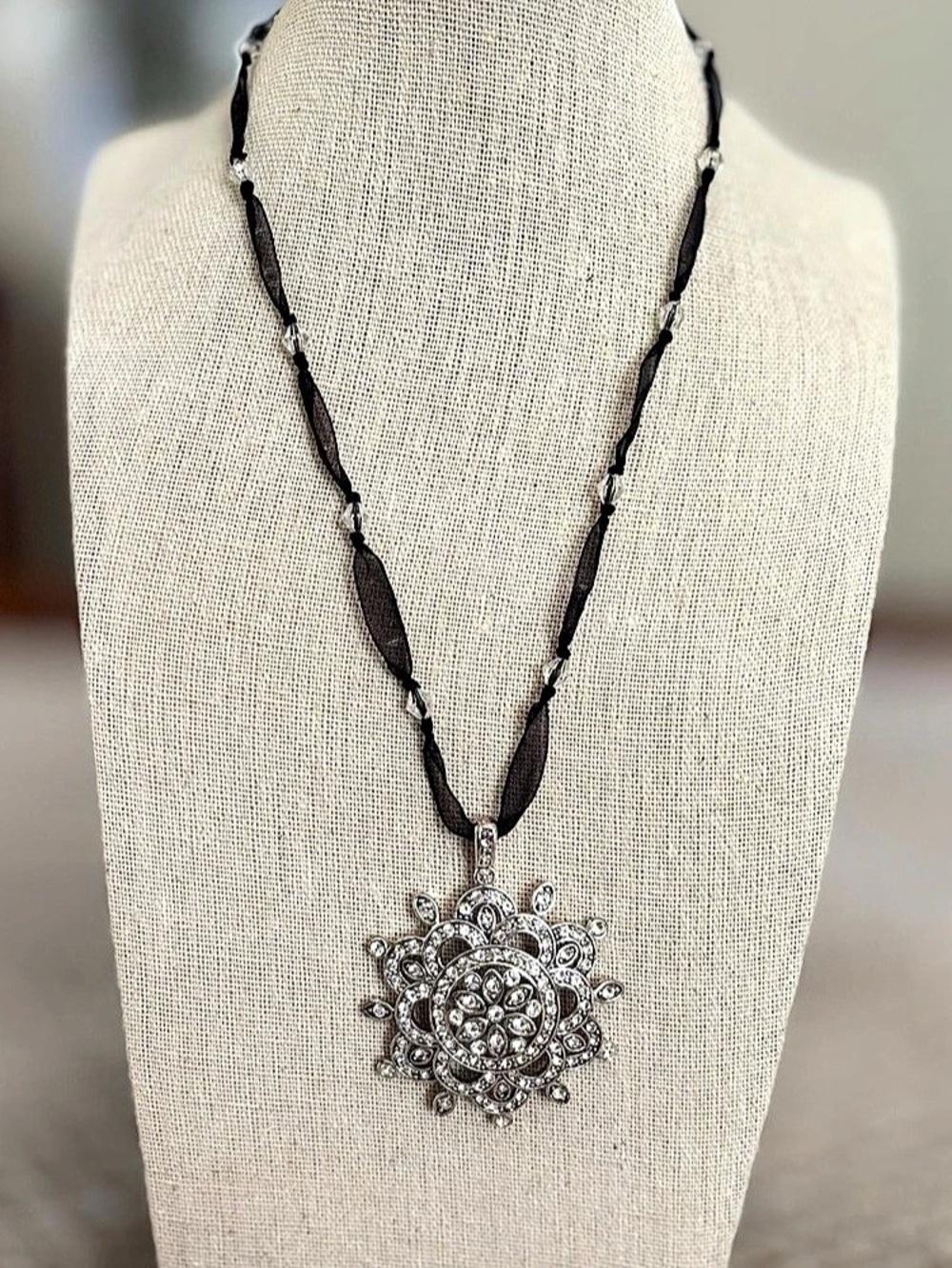 Vintage Monet Crystal-Style Pendant Necklace in Black & Silver Like New